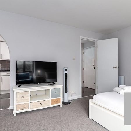 Guestready - Cosy Wimbledon Studio Flat Lejlighed London Eksteriør billede